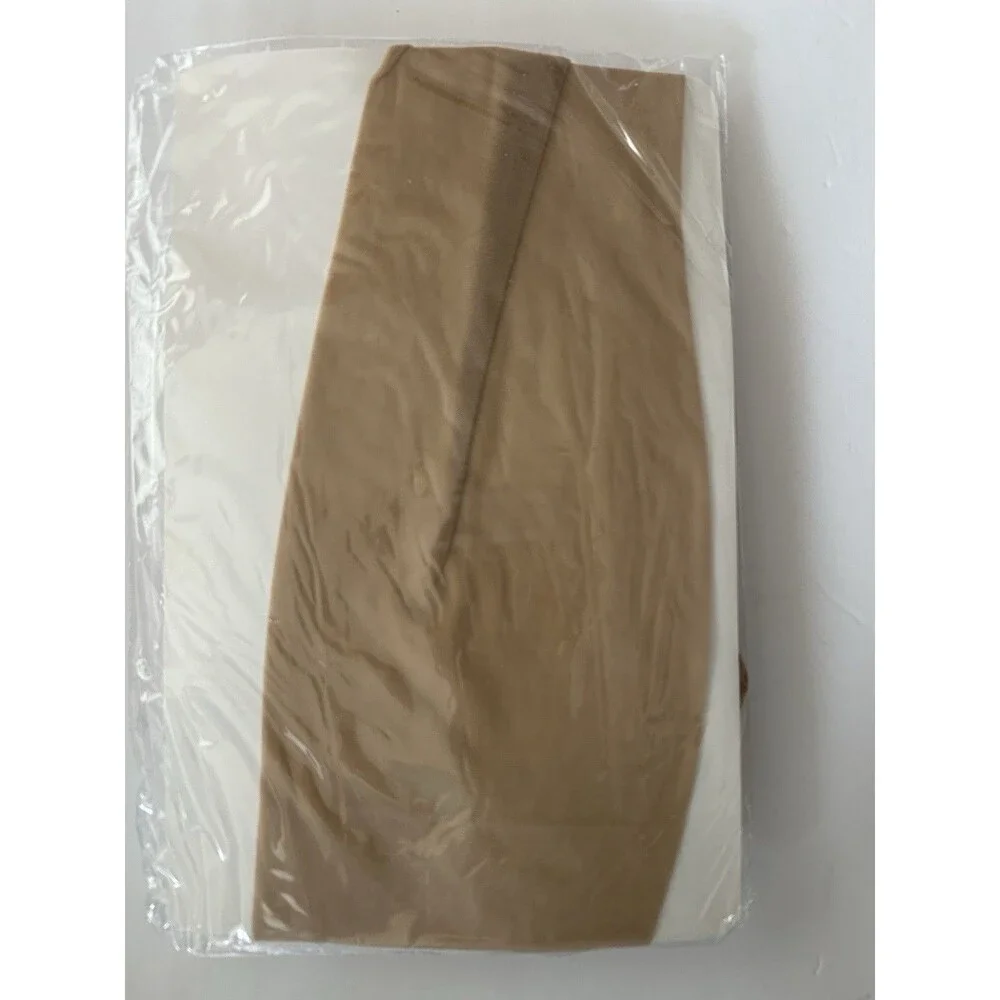 DancMolly Silky Thigh High Nylon Stockings NUDE Women's Size C/D 1 Pair NEW